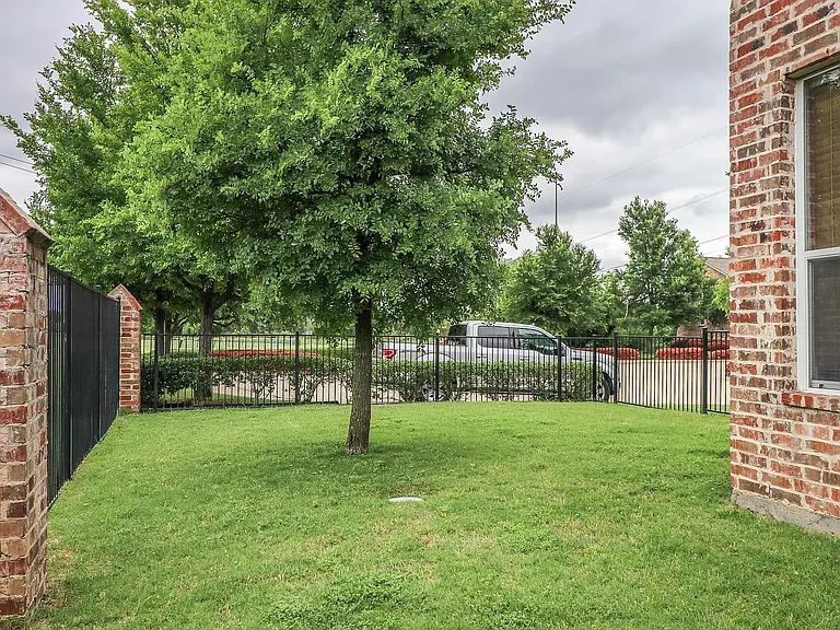 1247 Bethel School Ct — Photo 12