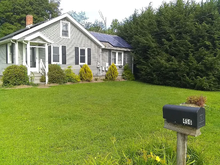 456 River Dr — Photo 9