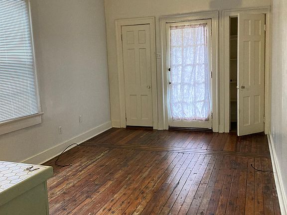3rd image of 6216 York St