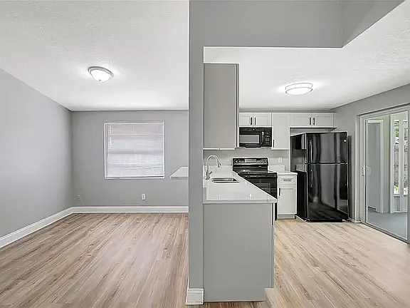 10215 Cutten Green Ct — Photo 8