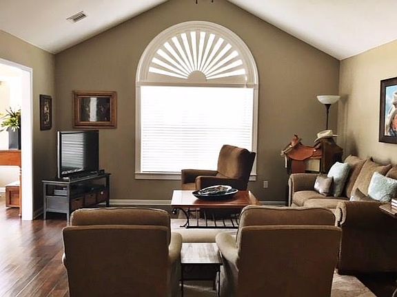 5th image of 30 Wildwood Dr APT 84