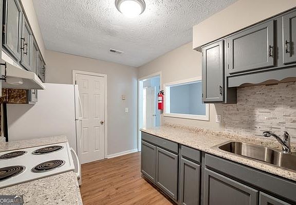 4th image of 4433 Golf Vista Cir