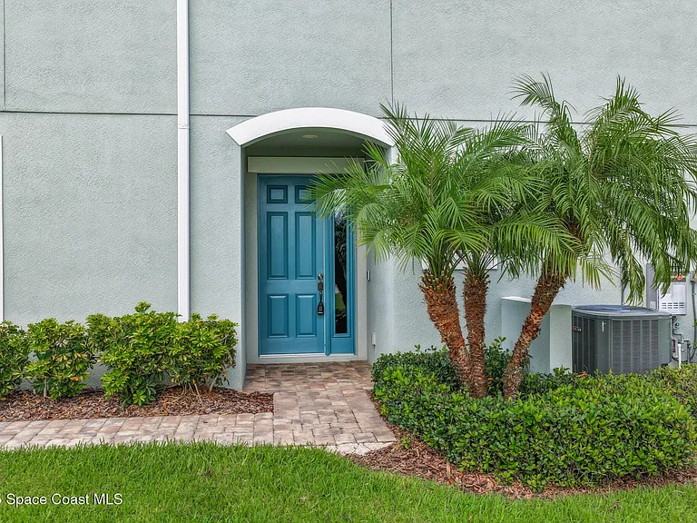 7544 Loren Cove Dr — Photo 12