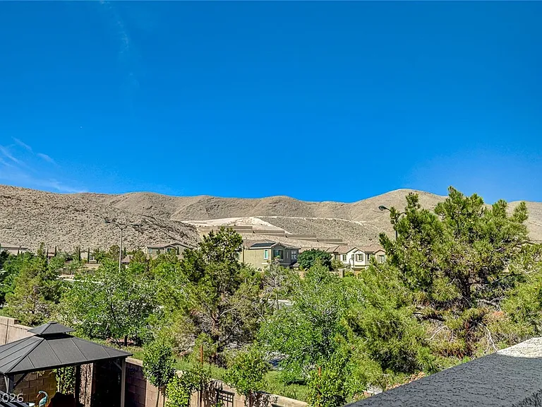 12309 Silvana St — Photo 37