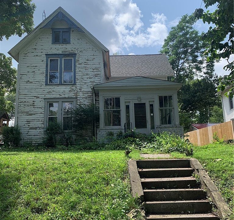 1st image of 334 State St