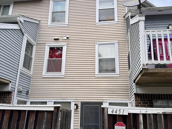 4451 Pembrook Village Dr #146, Alexandria, VA 22309