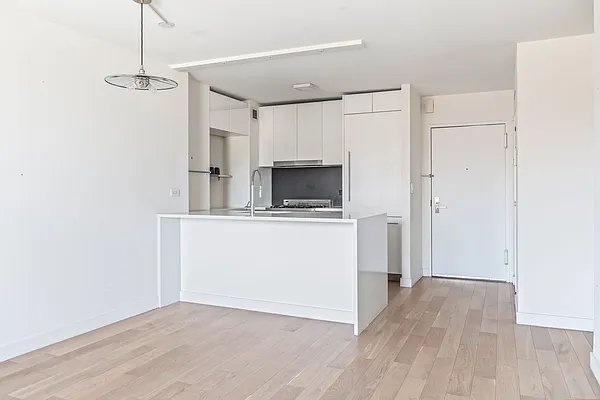 Rented by Compass | media 2