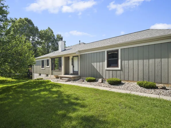 2792 Walden Woods Blvd, Jackson, MI 49201