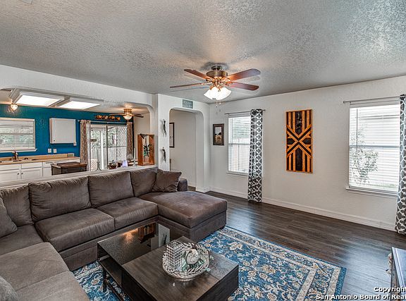 4th image of 6530 Kestrel Ln
