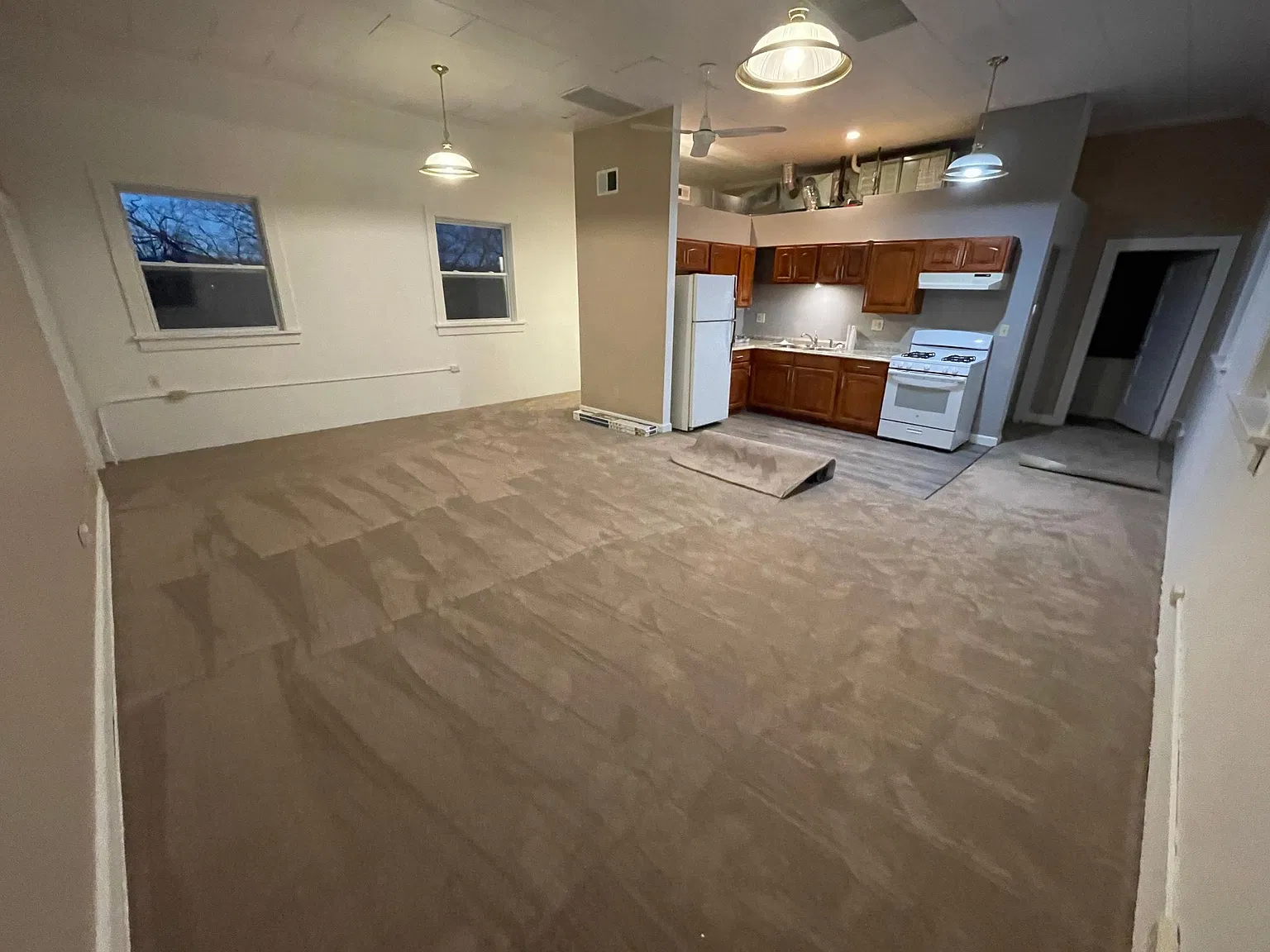 1 bed, 1080 sqft, $1,100 — Photo 4