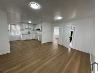 1665 E 111th St, Los Angeles, CA 90059