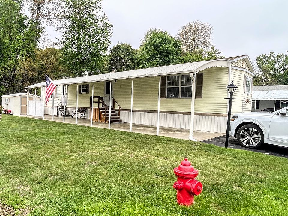 1st image of 556 Central St Lot 102