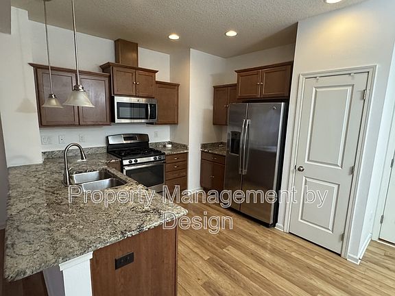 2nd image of 5891 Marble Cir
