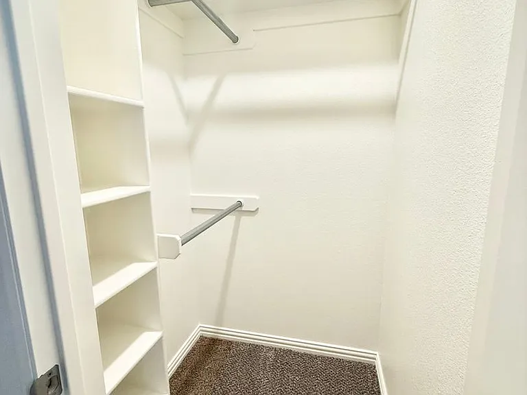 7326 Harpers Ridge Ln — Photo 18