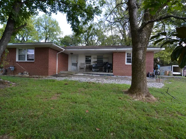 1749 Bethel Rd, Pulaski, TN 38478