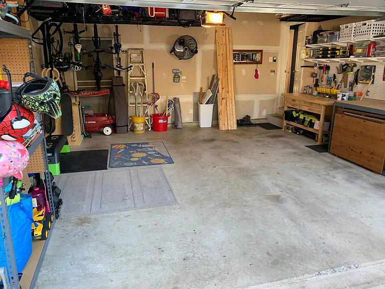 Attached Garage