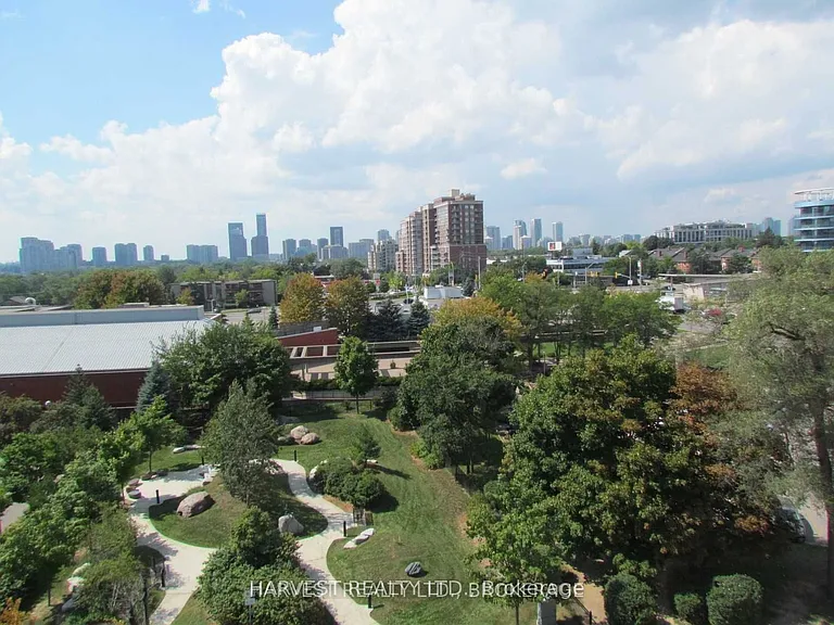 7 Kenaston Gdns #610 — Photo 7