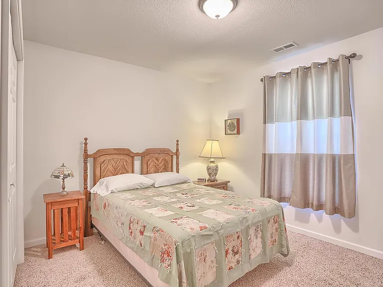 1213 Roberto Rd — Photo 15