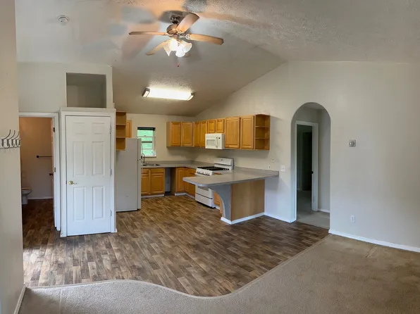331 E Aspen Ave #2, Wasilla, AK 99654