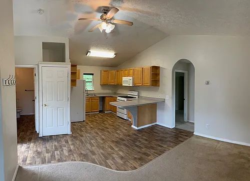 331 E Aspen Ave Photo 1