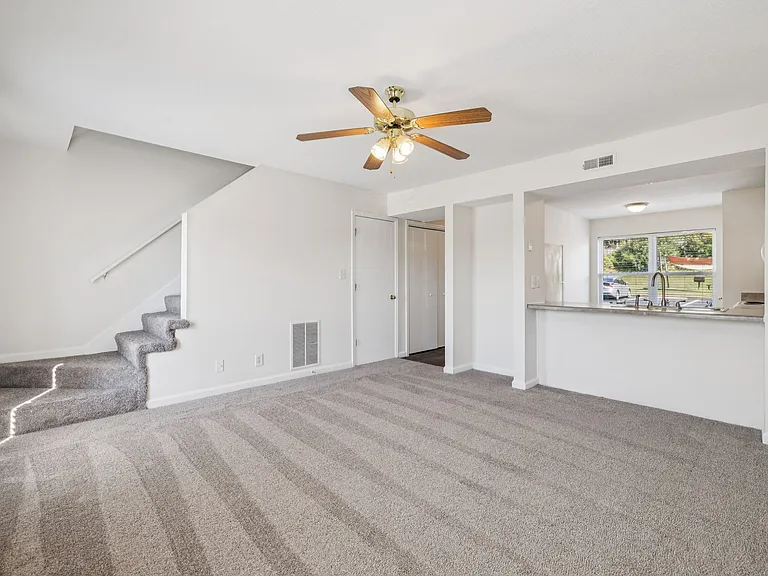 Legacy Village — Photo 114