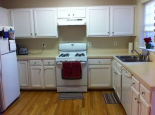 3856 Koval Ln, Woodbridge, VA 22192
