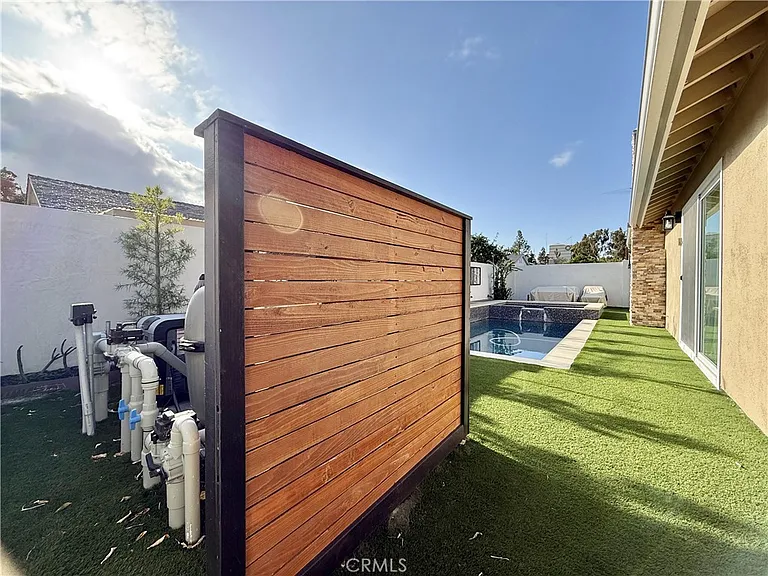 18413 Winslow Pl — Photo 6