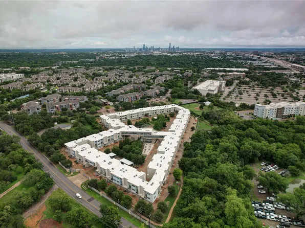 604 N Bluff Dr Unit 101, Austin, TX 78745