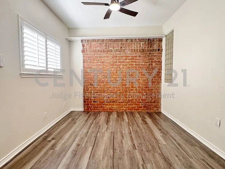 4050 Frankford Rd #102 — Photo 9