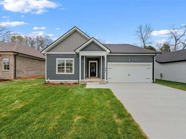 662 Pleasant Meadow Cir, Bowling Green, KY 42101