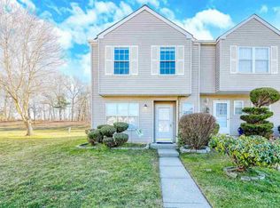 698 Darlington Dr, Old Bridge, NJ 08857
