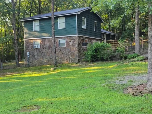 140 Swaim Hill Rd, Batesville, AR 72501