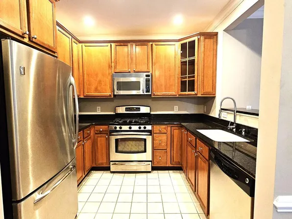 1121 Colts Cir #P, Lawrence Township, NJ 08648