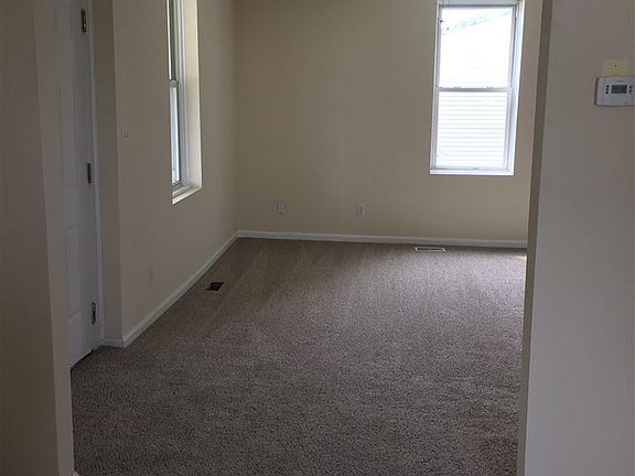 5th image of 974 N Lafontaine St