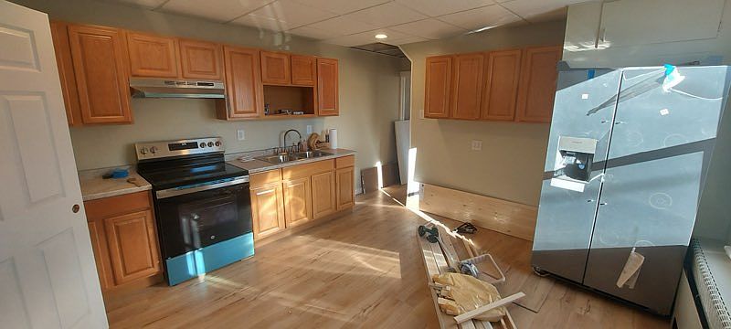 1st image of 401-403 N 5th St