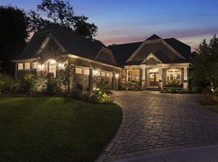 5525 Shenandoah Ln N, Plymouth, MN 55446