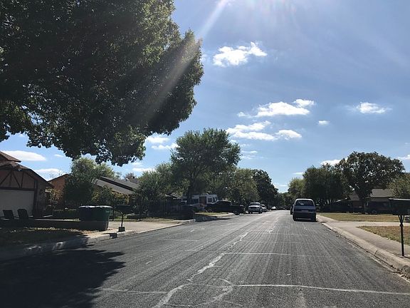 5th image of 8346 Echo Willow Dr
