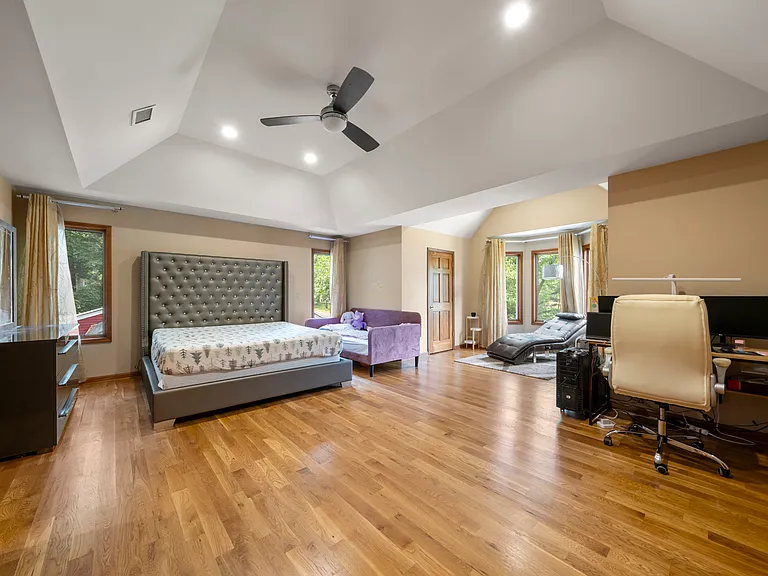 325 Cooper Pl — Photo 17