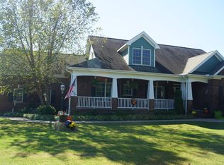 1901 Pearline Dr, Zebulon, NC 27597