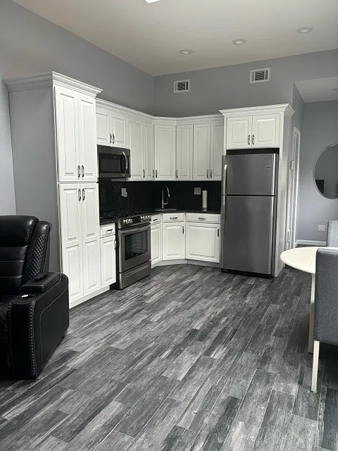 1 bed, 800 sqft, $2,000 — Photo 4