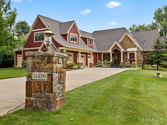 3rd image of 11459 Willowbrook Dr NE