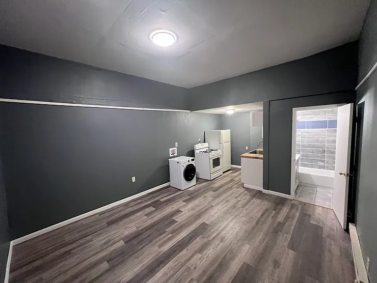 430 Case Ave #2 — Photo 11