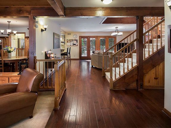 3rd image of 2610 Las Posas Cir