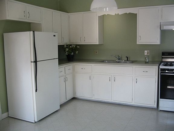 kitchen  additional view