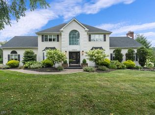 3 Vista Ct, Alpha, NJ 08865