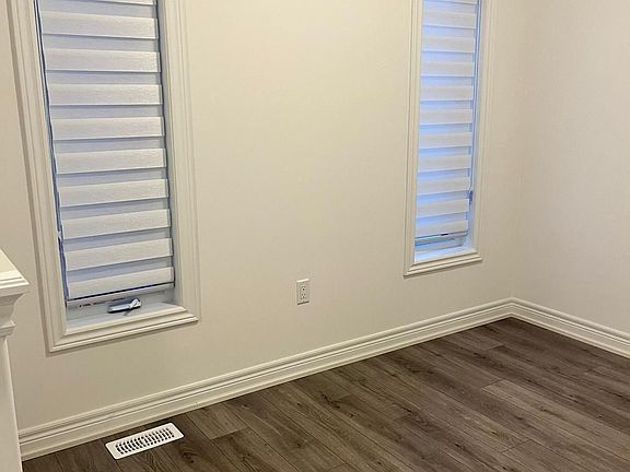 5th image of 115 Plewes Dr