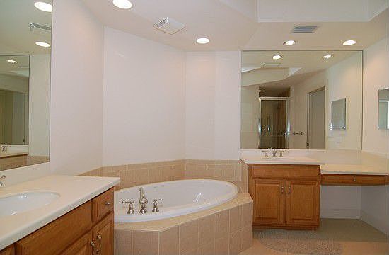 5th image of 4192 Bay Beach Ln Unit 844