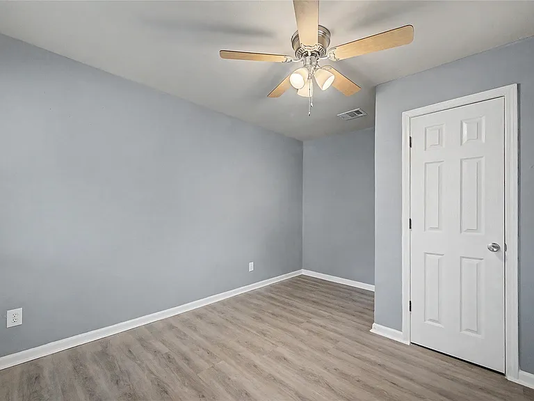 6343 Maple Hill Dr — Photo 6