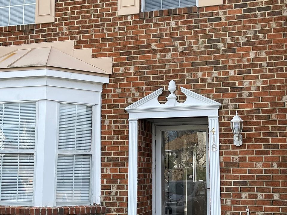 1st image of 418 Greenview Dr