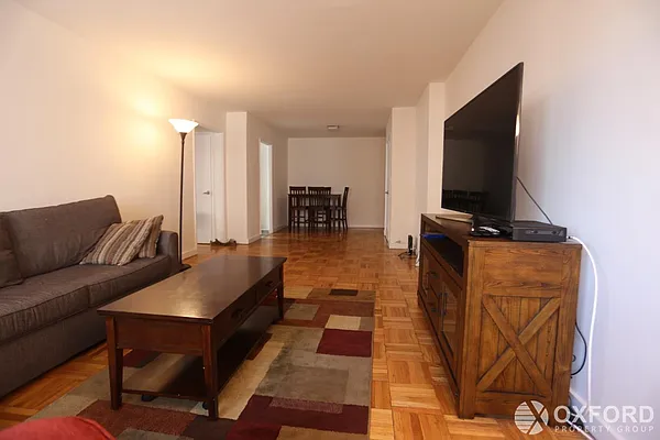 Rented by Oxford Property Group | media 14